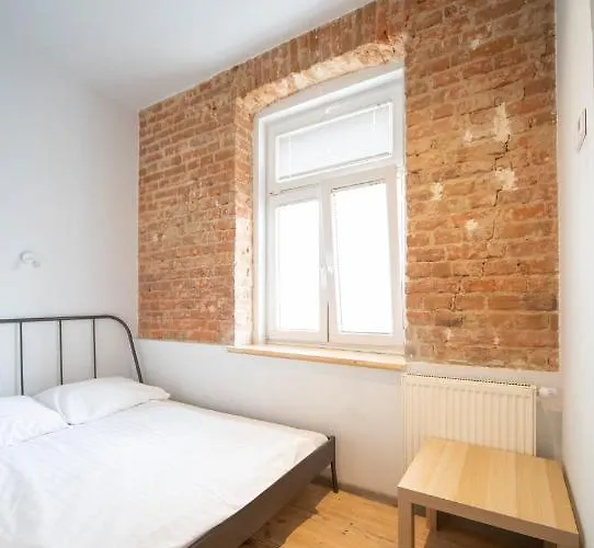 Hostel Mjhostel Λούμπλιν